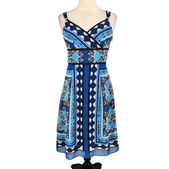 SALE Ann Taylor 100% Silk Dress Elegant Fitted Waist V neckline Blue Print SZ 0 - Picture 1 of 7